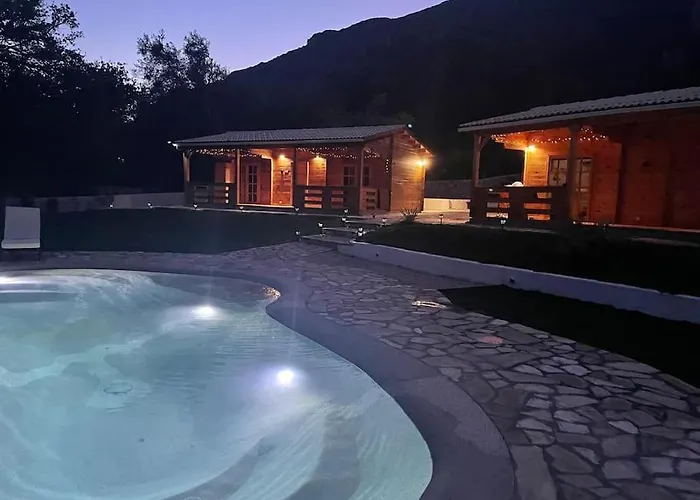 The Retreat - Cypress Vakantiehuis Corfu (city)